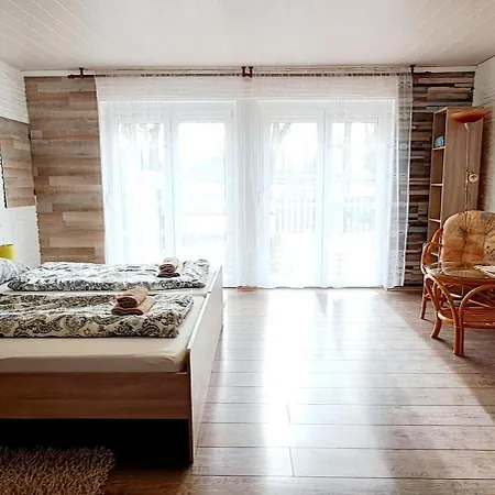 Napvirag - Koezel Mindenhez Apartment Balatonakarattya Exterior photo