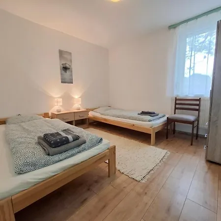 Napvirag - Koezel Mindenhez Apartment Balatonakarattya Exterior photo